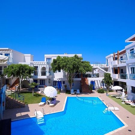 Minos Village Hotel Agia Marina Eksteriør billede